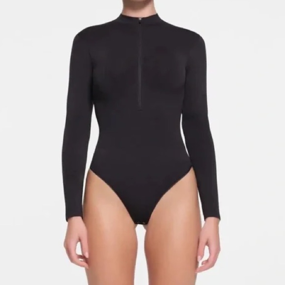 SKIMS Fits Everybody Long-Sleeve Black Zip-Front Bodysuit Sz S